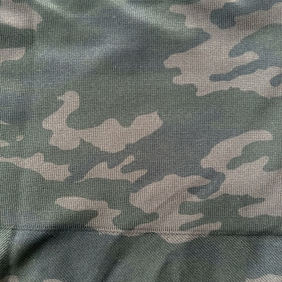 Spanx Camo Leggings - Picture 3 of 3